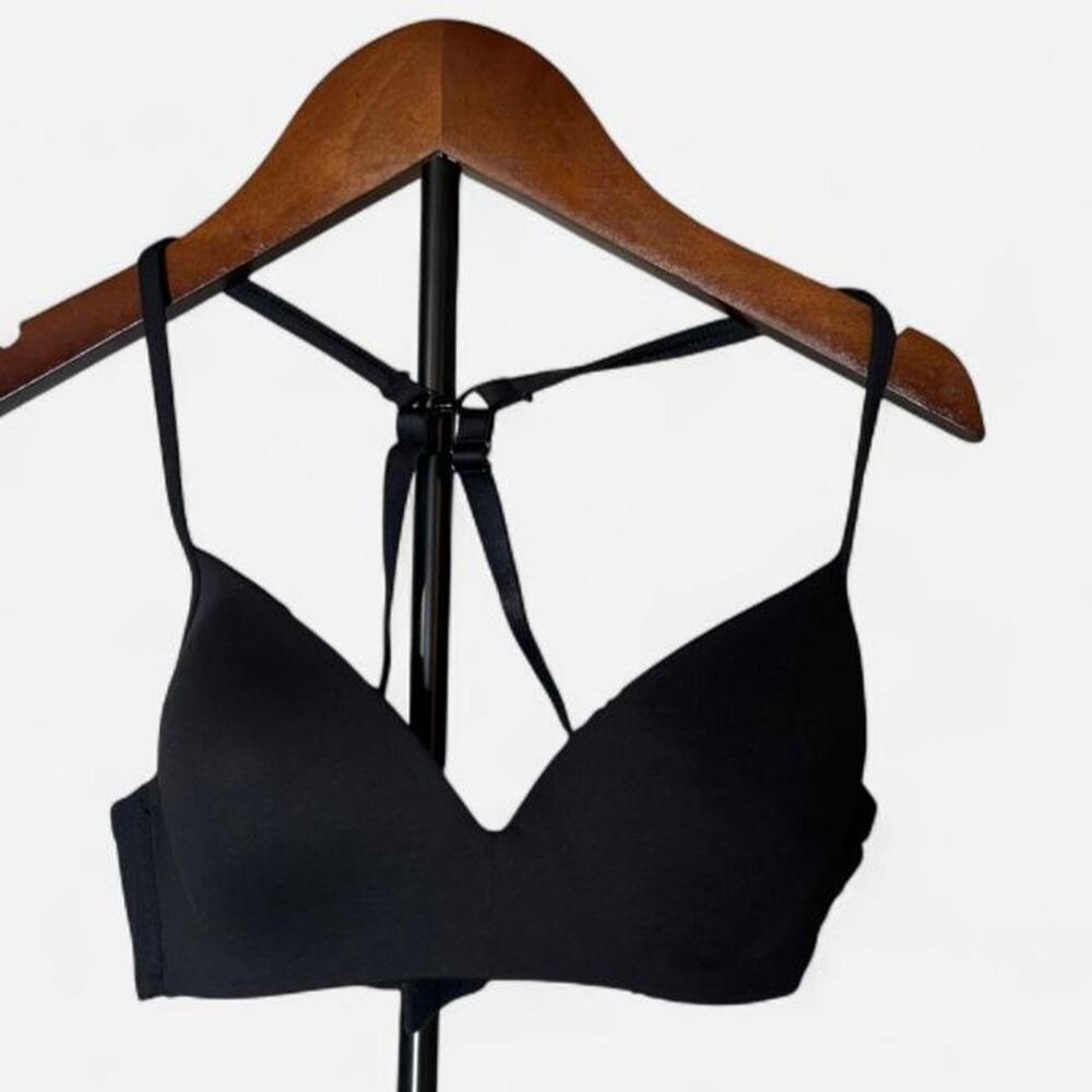 Calvin Klein 32A Black Seamless Molded Everyday Bra Logo Band Convertible Straps